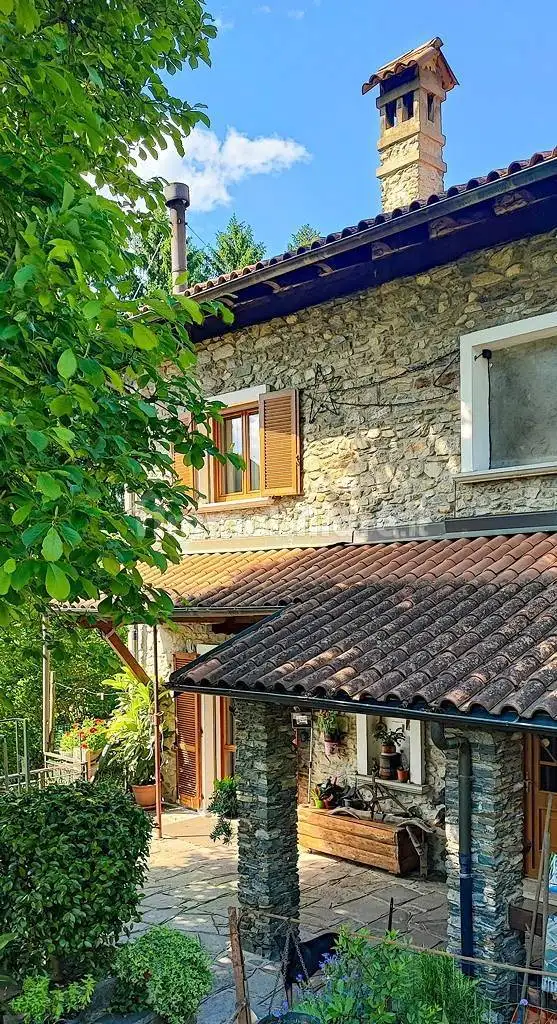 Villa in vendita a Orta San Giulio