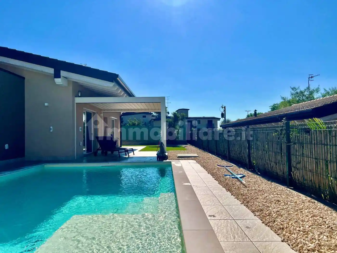 Villa in vendita a Desenzano del Garda