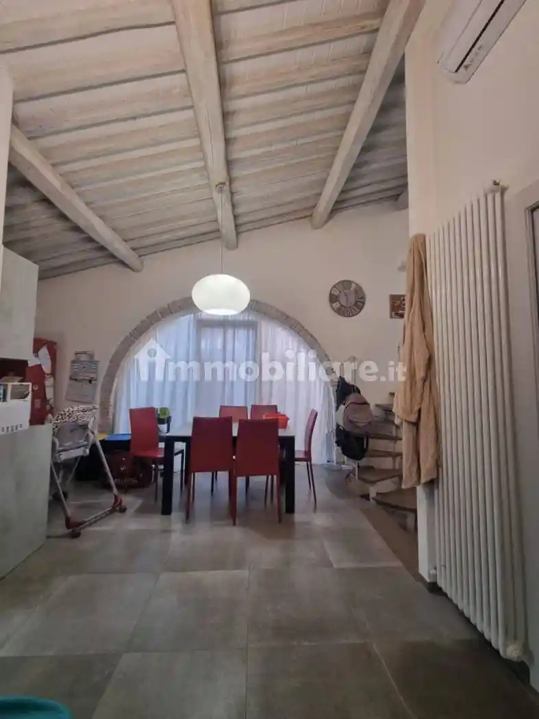 Casa indipendente in vendita a Poggibonsi