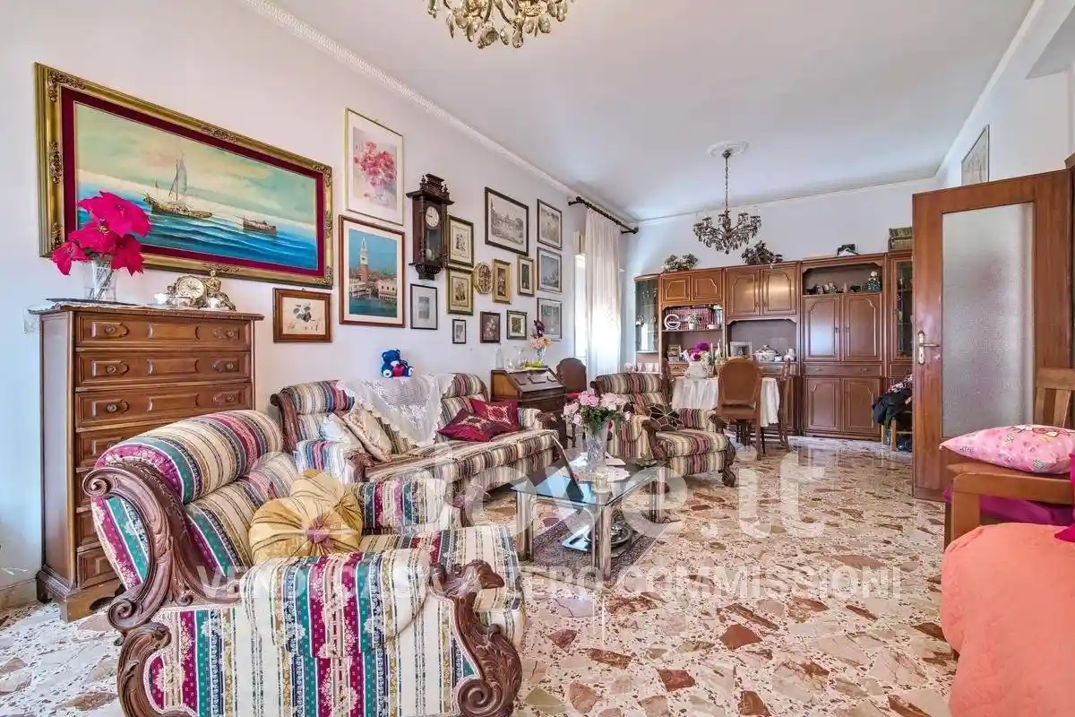 Trilocale via dei Quartieri 19, San Lorenzo, Palermo - foto 2