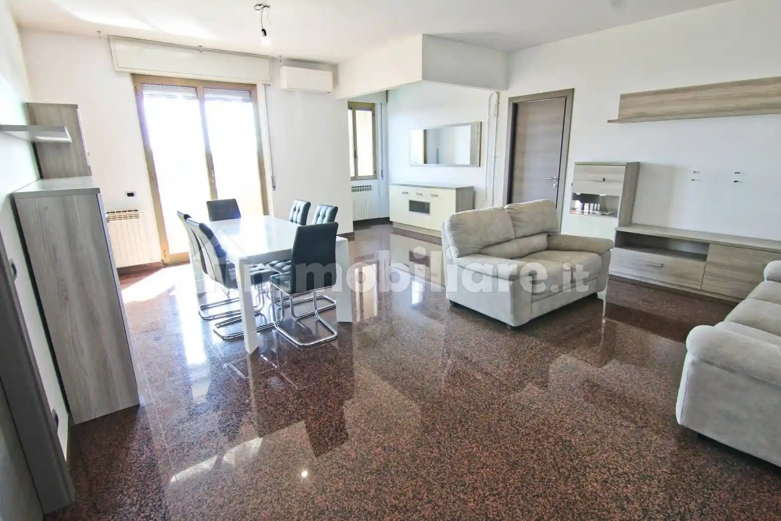 Trilocale via Piave 5, Centro, Cogliate - foto 3