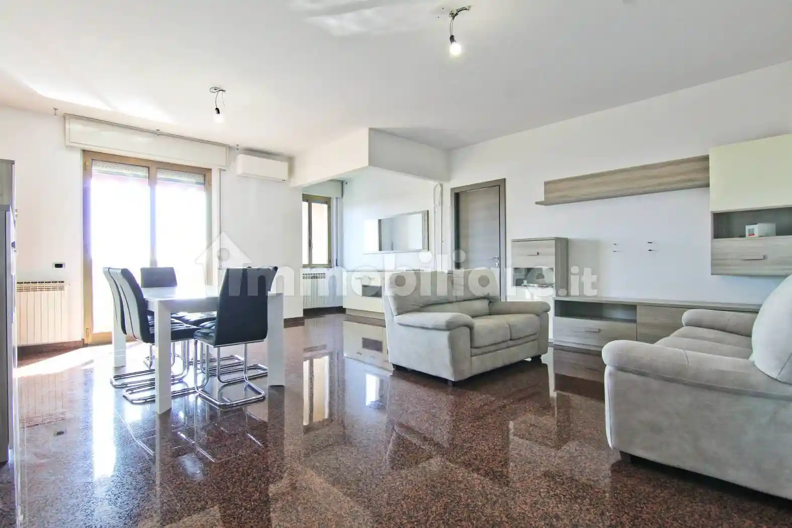 Trilocale via Piave 5, Centro, Cogliate - foto 4