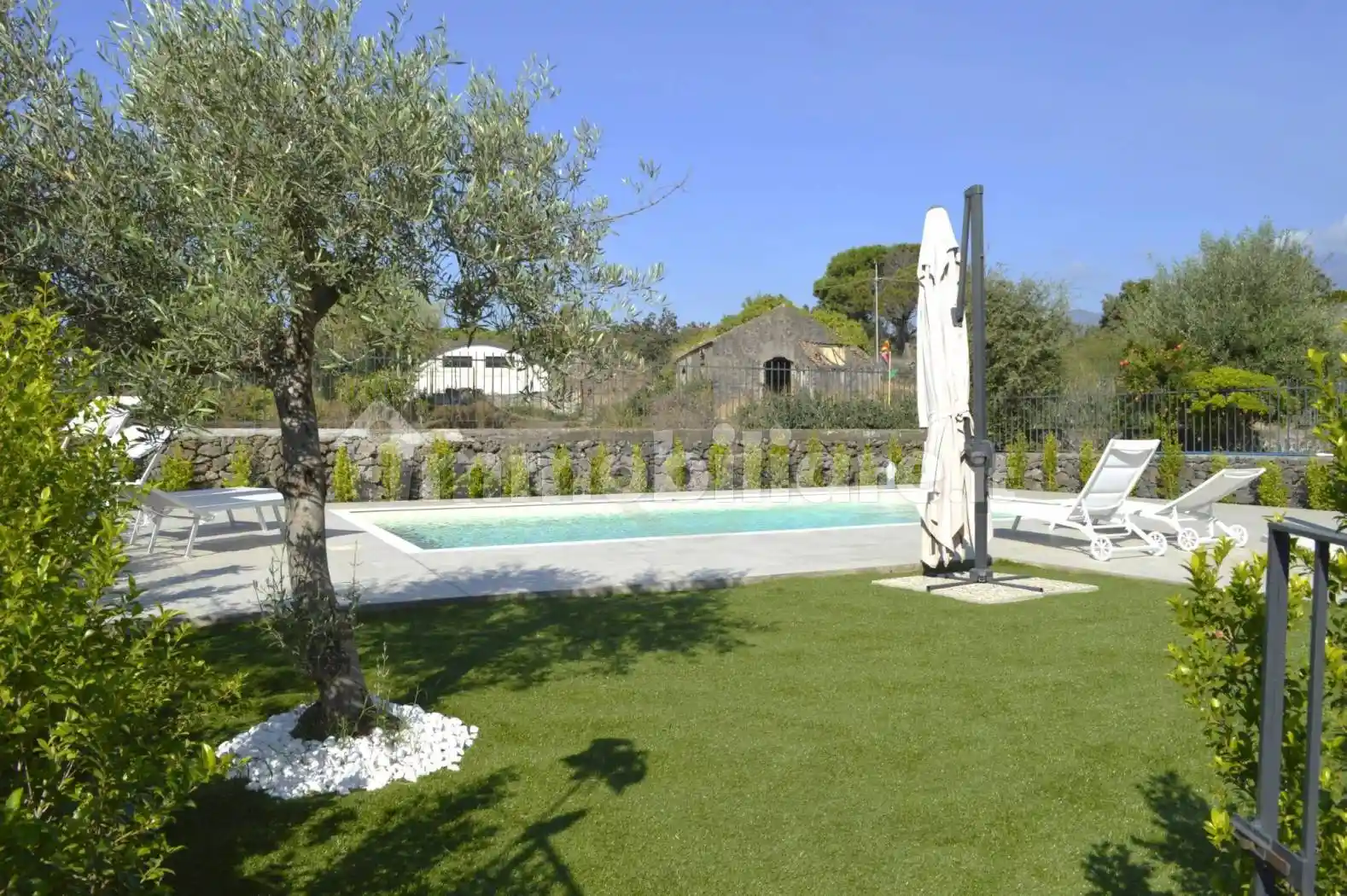 Villa in vendita a Aci Catena