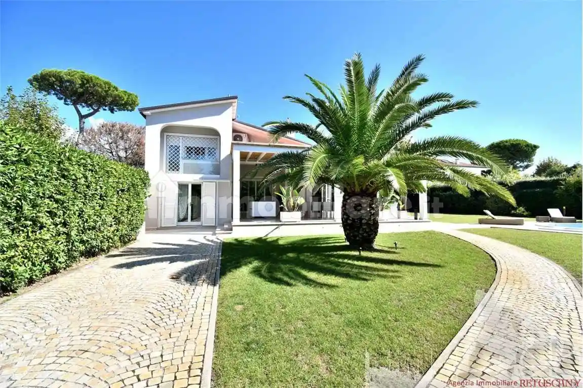 Villa in affitto a Forte dei Marmi