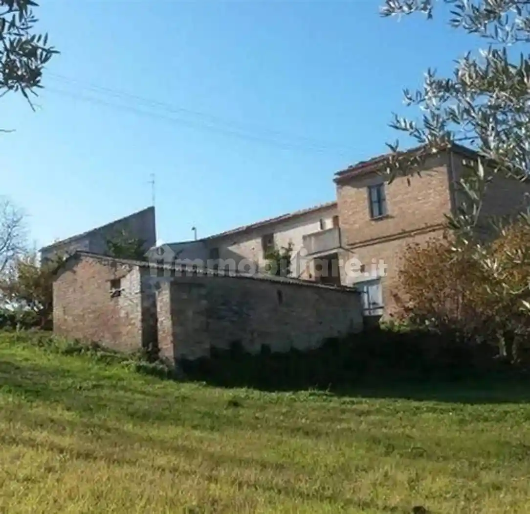 Cascina, da ristrutturare, 400 m², Centro, Spoltore - foto 2