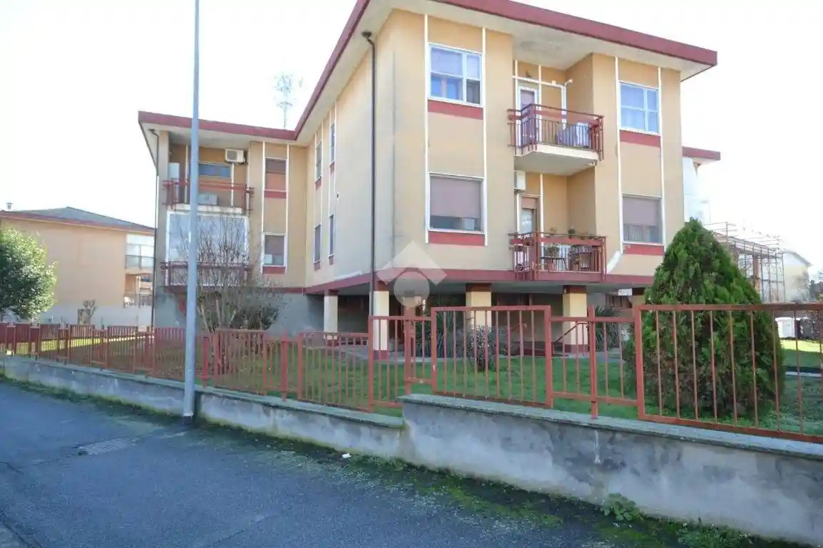 Trilocale via Sesia 3, Cappuccini, Vercelli - foto 3