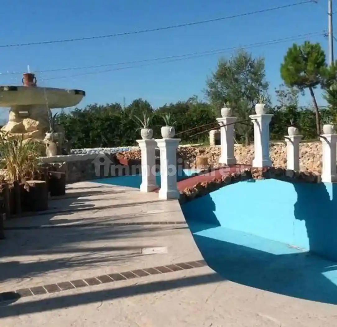 Villa unifamiliare, buono stato, 260 m², Centro, Spoltore - foto 3