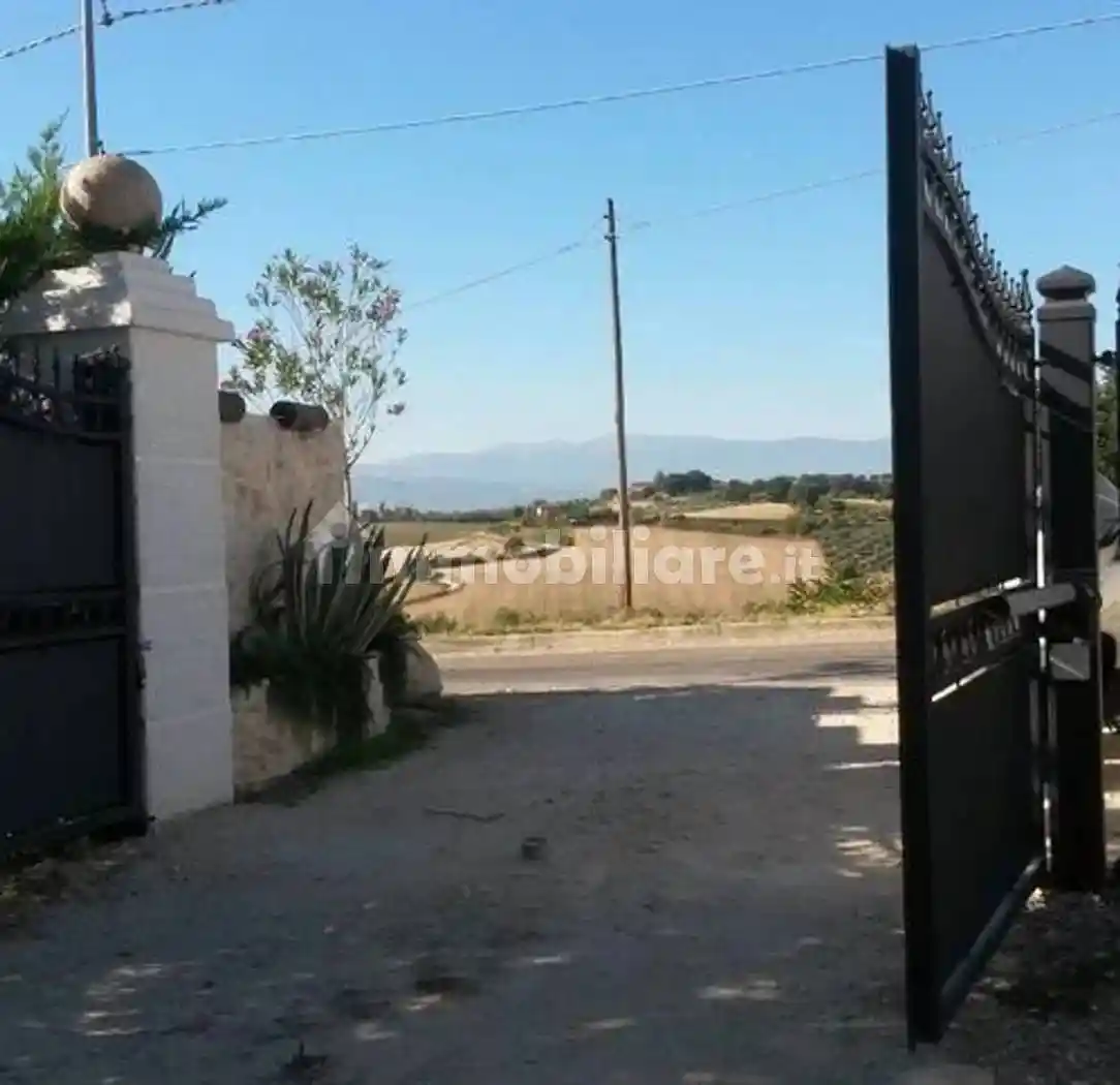 Villa unifamiliare, buono stato, 260 m², Centro, Spoltore - foto 4