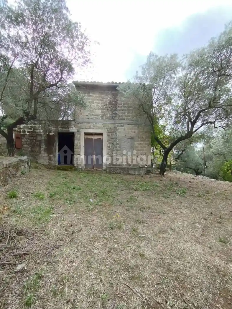 Rustico - Casale in vendita a Itri