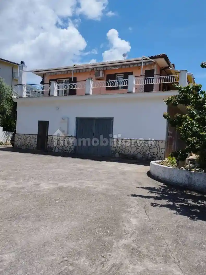 Villa in vendita a Itri