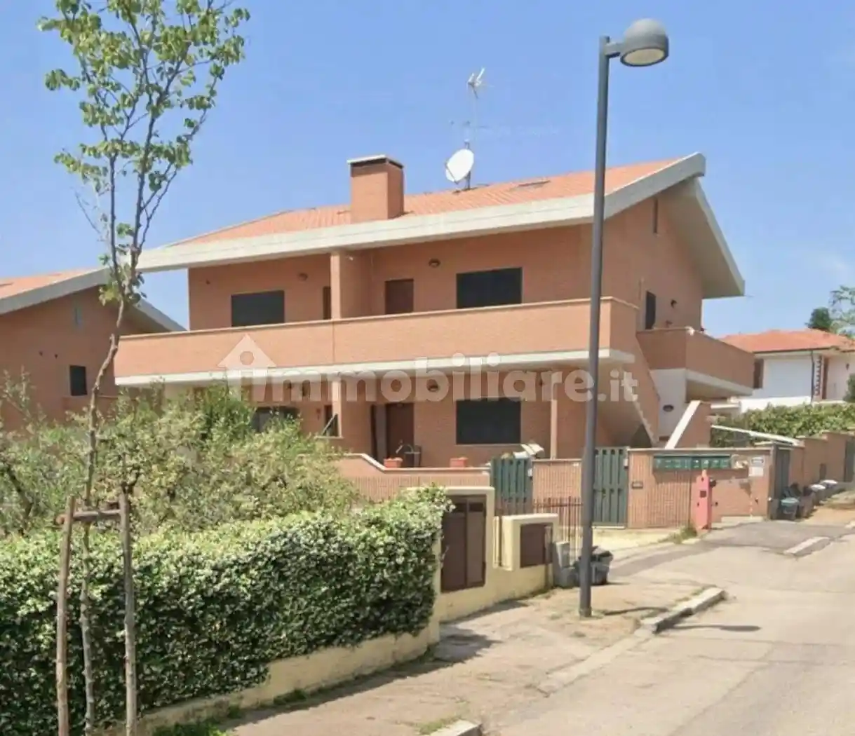 Villa in vendita a Lanuvio