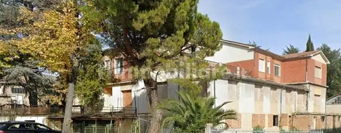 Palazzo - Edificio in vendita a Nereto