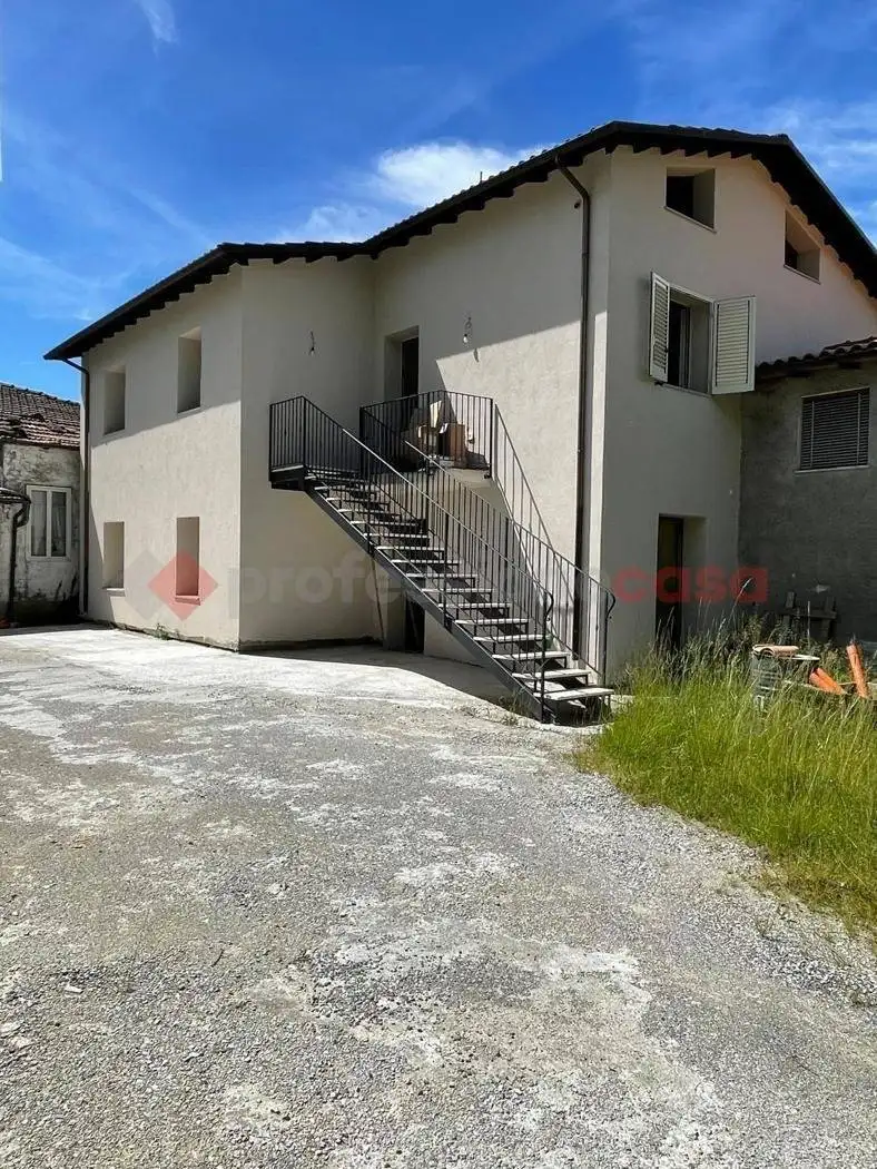 Villa in vendita a Villa Collemandina