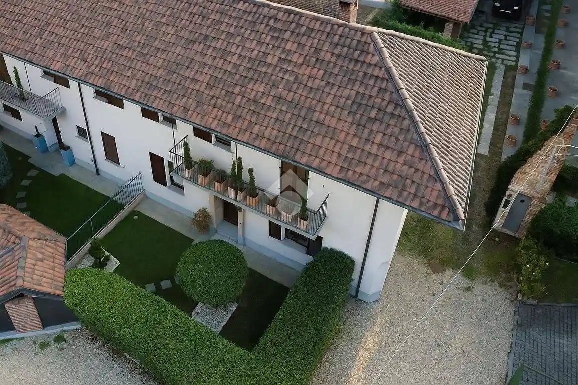 Villetta a schiera - foto 2