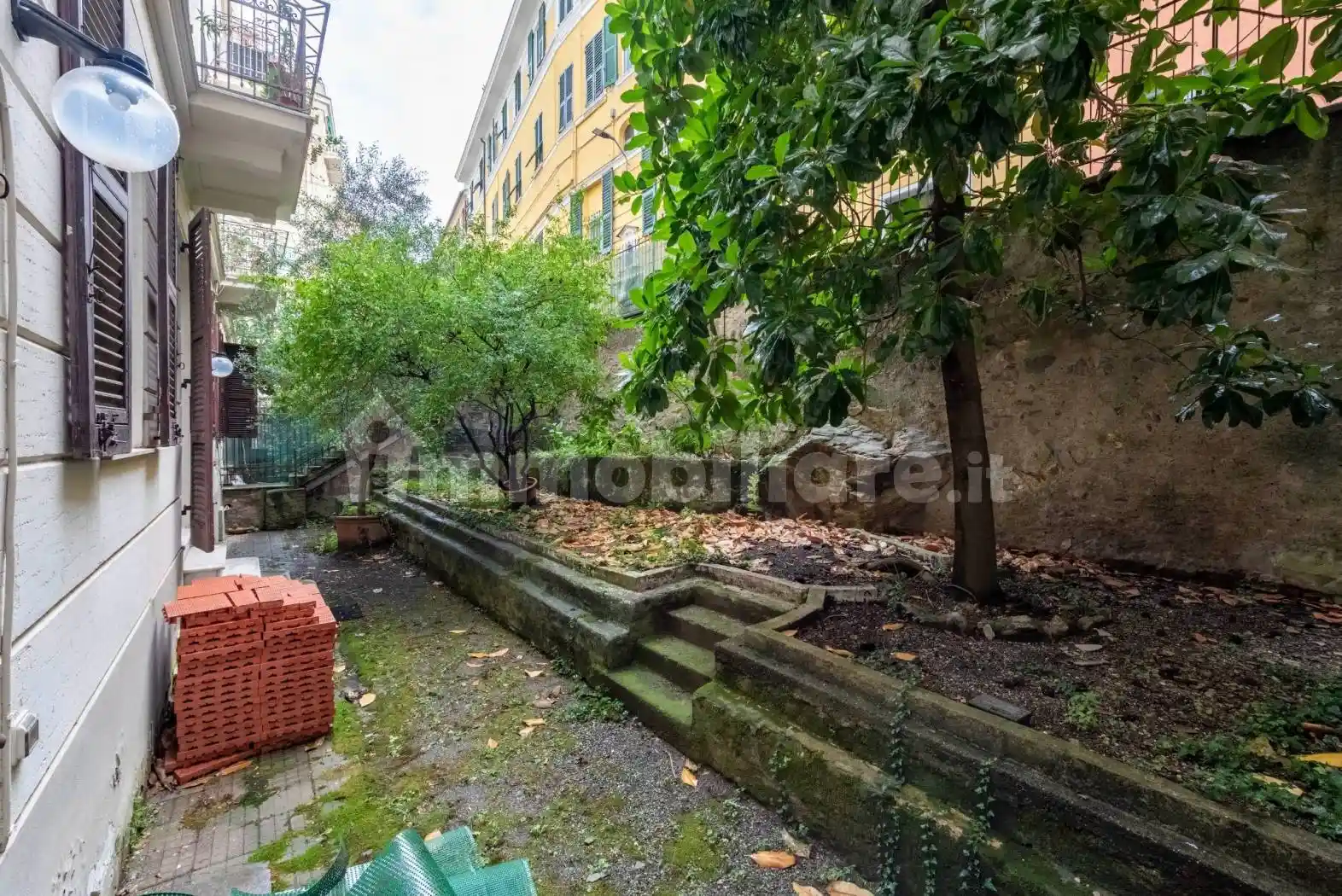 Appartamento in vendita a Genova