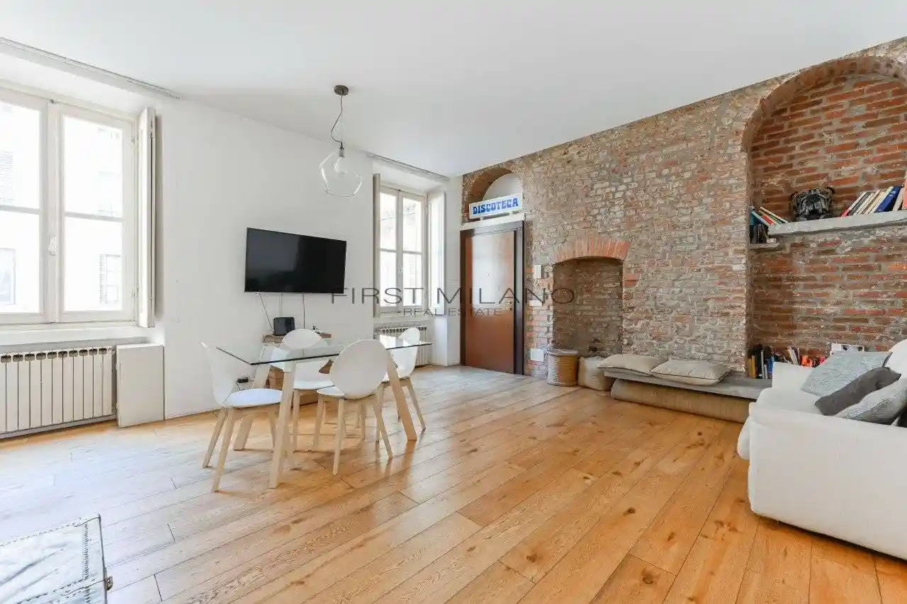 Bilocale via Giulio Tarra 6, Centrale, Milano - foto 2