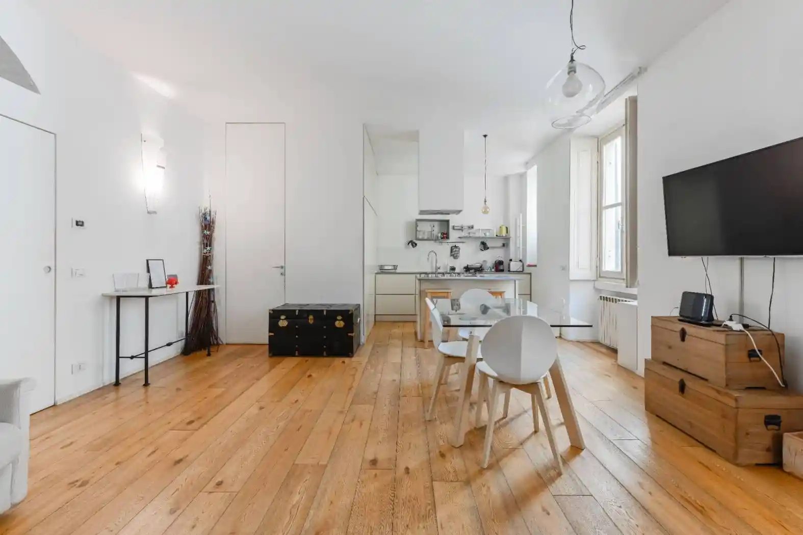 Bilocale via Giulio Tarra 6, Centrale, Milano - foto 5