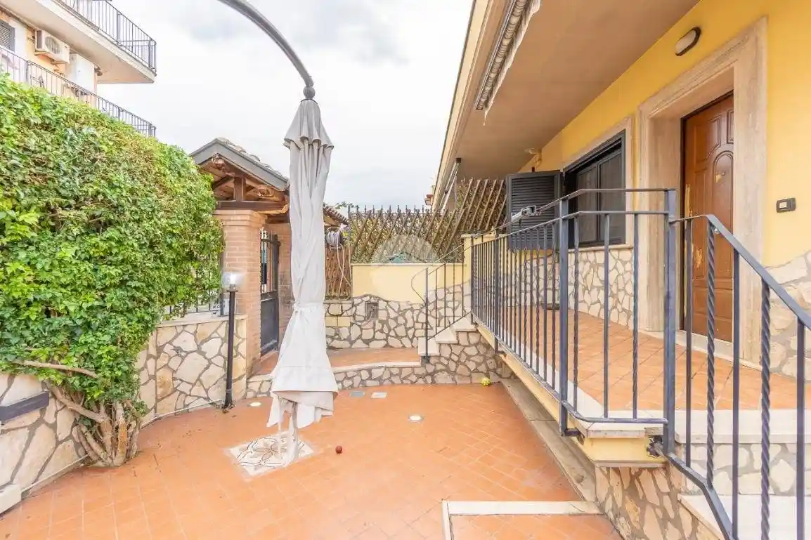 Villa a schiera via di Giardinetti 71, Giardinetti, Roma - foto 2