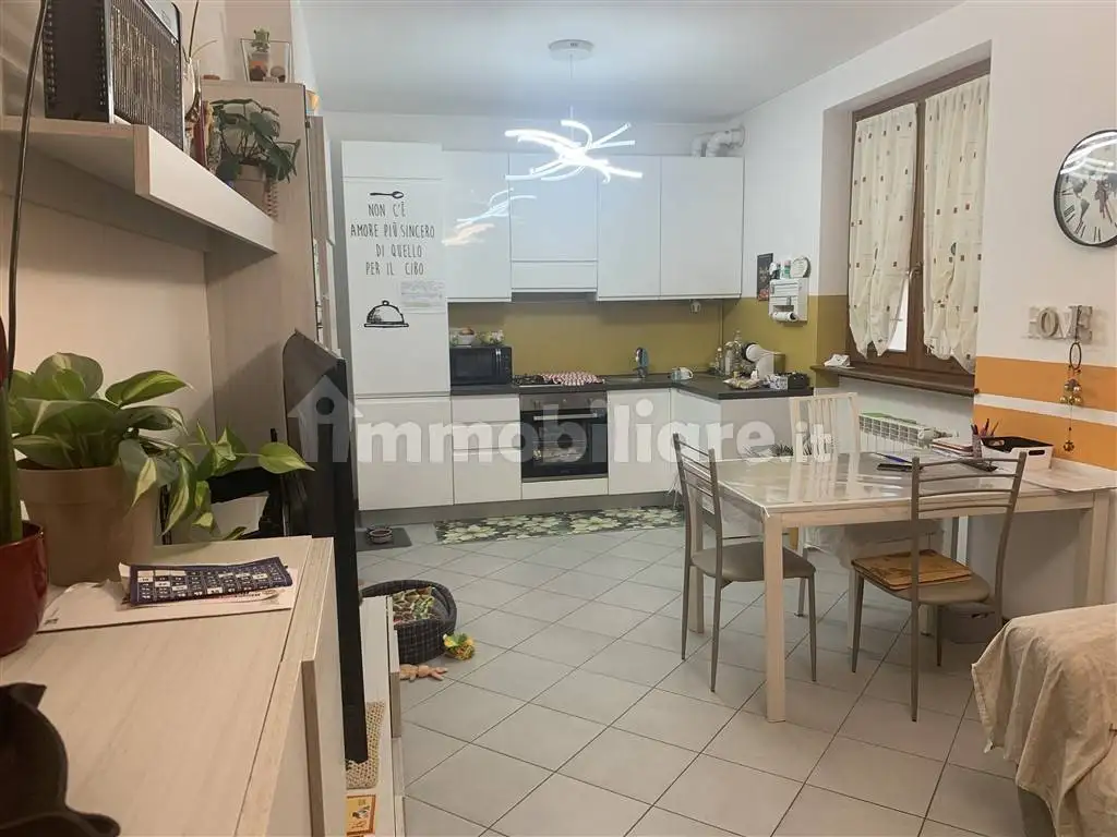 Bilocale via Ulisse Bellora, Centro, Cene - foto 4