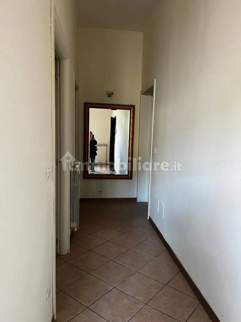 Trilocale buono stato, piano terra, Prato - foto 2