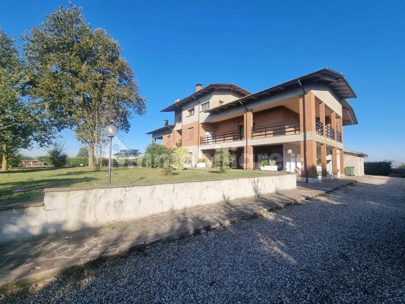 Villa in vendita a Bondeno