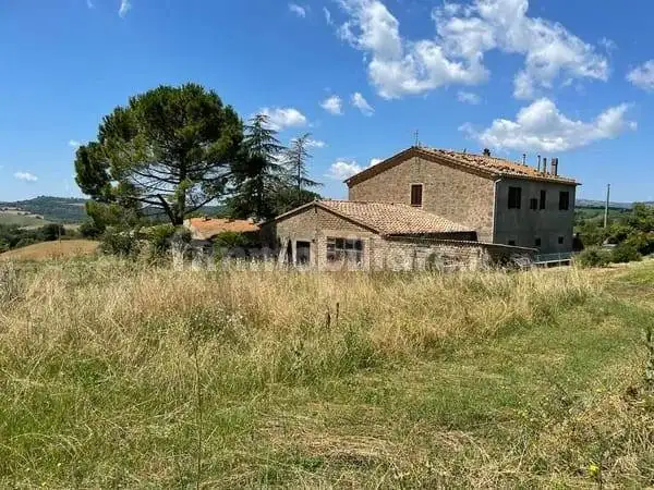 Villa in vendita a Semproniano