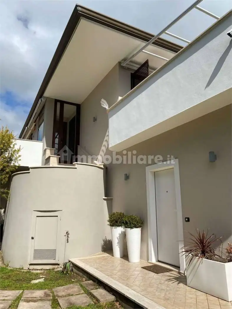 Palazzo - Edificio in Vendita - foto 2