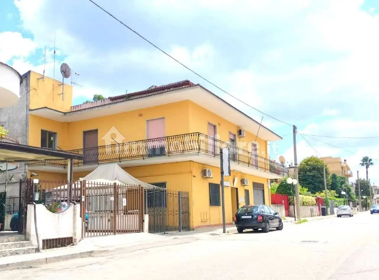 Casa indipendente in vendita a San Felice a Cancello