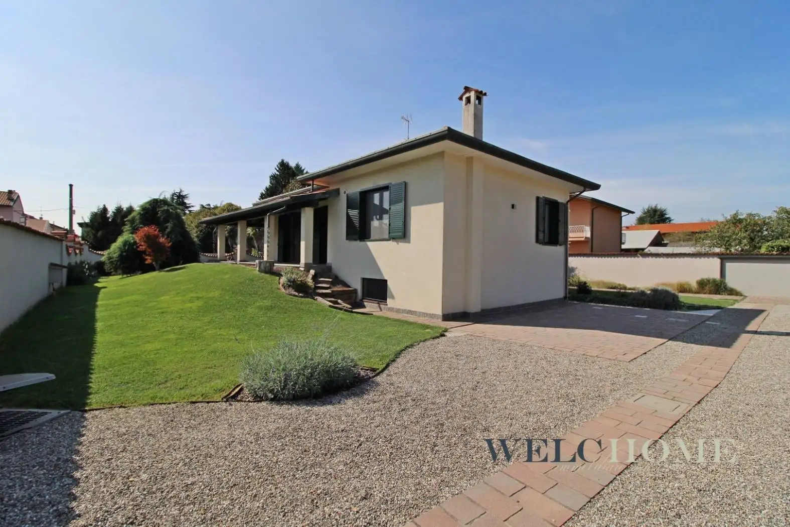 Villa in vendita a Ossona