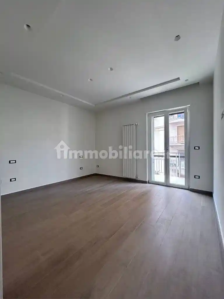 Appartamento in affitto a Taranto