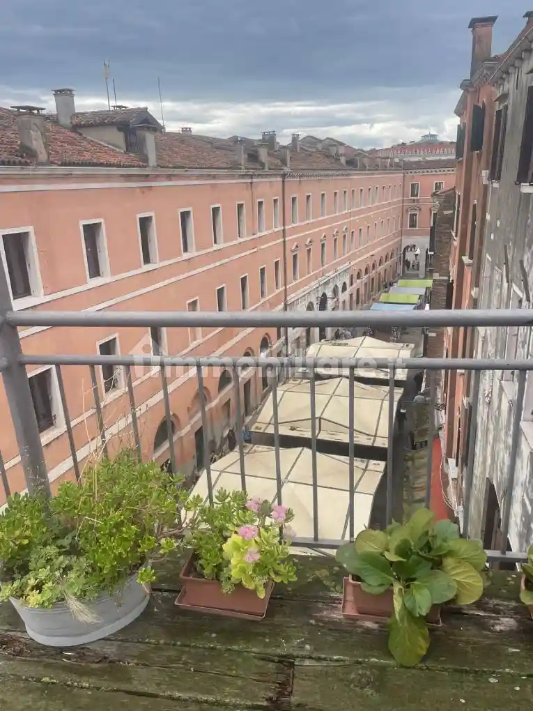 Trilocale Sotoportego de l'Erbaria, Rialto, Venezia - foto 5
