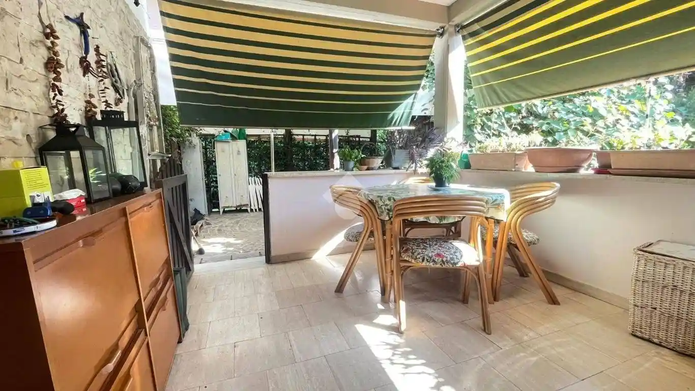 Villa unifamiliare via dei Monti Sirini 27, Colleverde, Guidonia Montecelio - foto 5