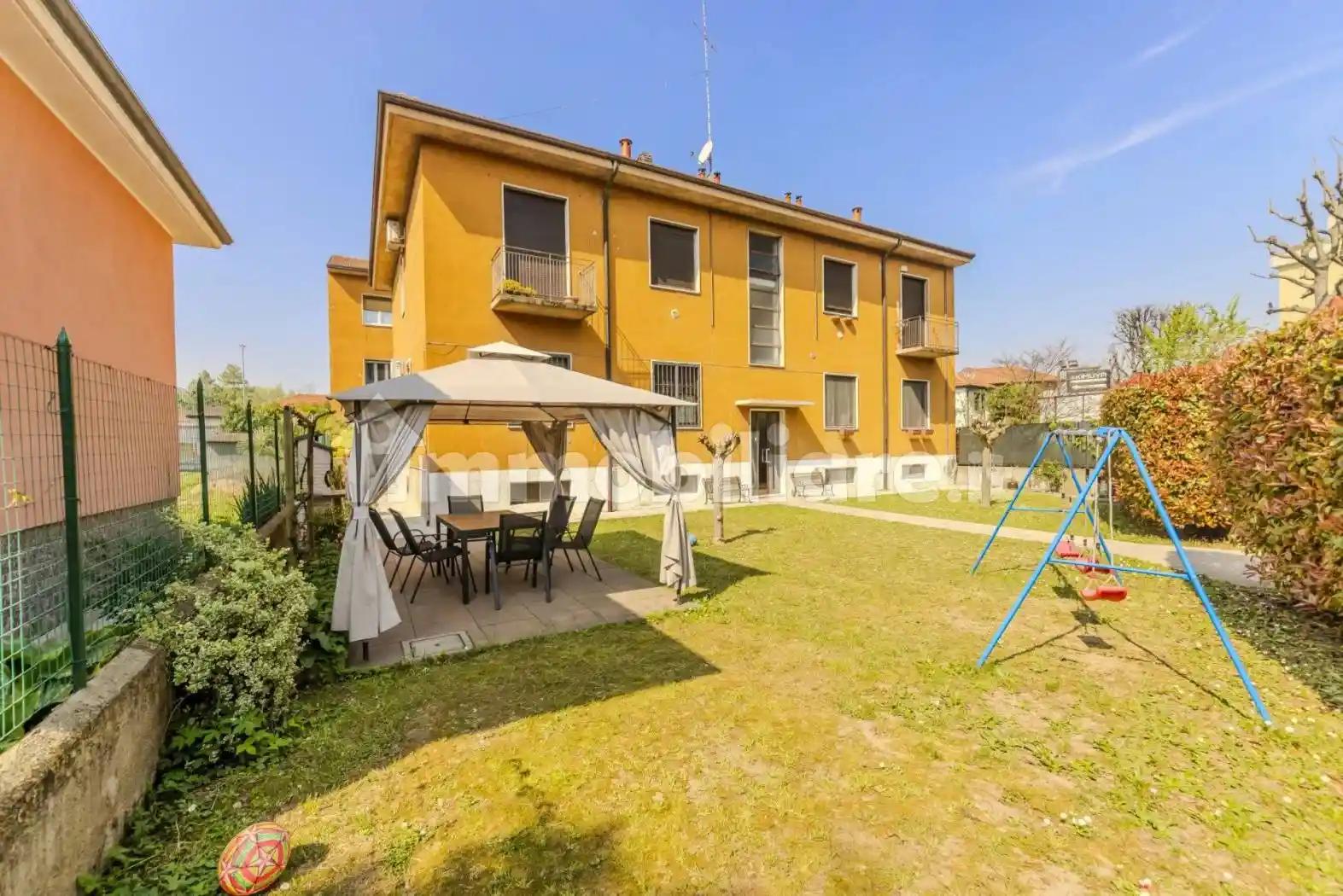 Appartamento in vendita a Garbagnate Milanese