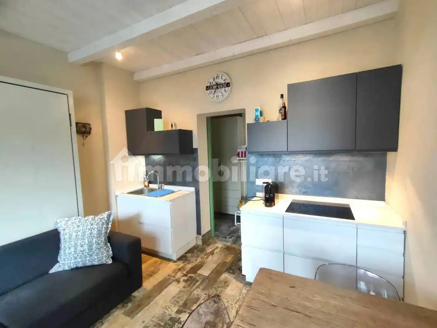 Appartamento in vendita a Camaiore