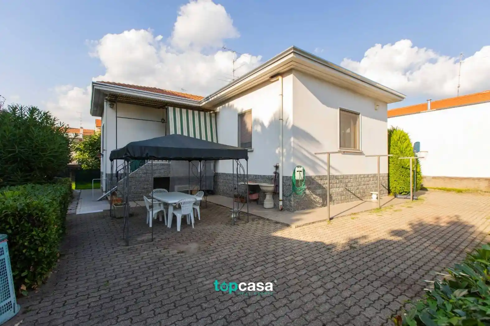 Villa in vendita a Busto Arsizio