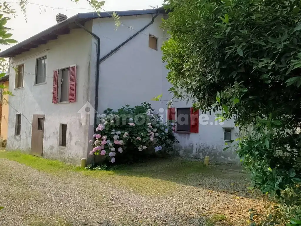 Casa indipendente in vendita a Monteu da Po
