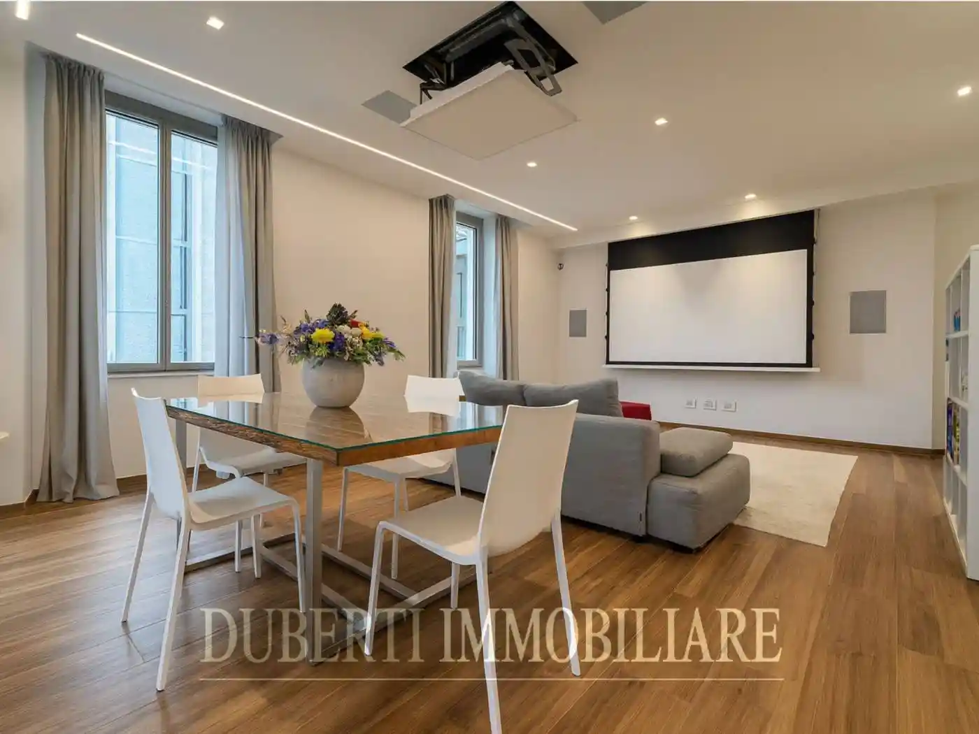 Quadrilocale via Gioacchino Rossini, Centro, Varese - foto 4