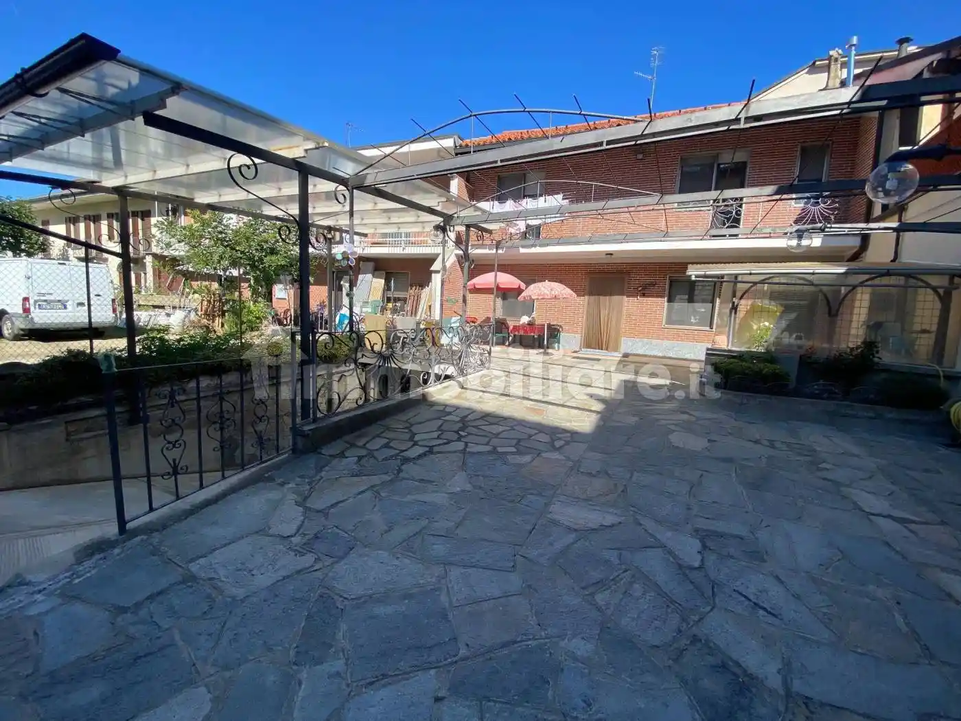 Villa in vendita a Carignano