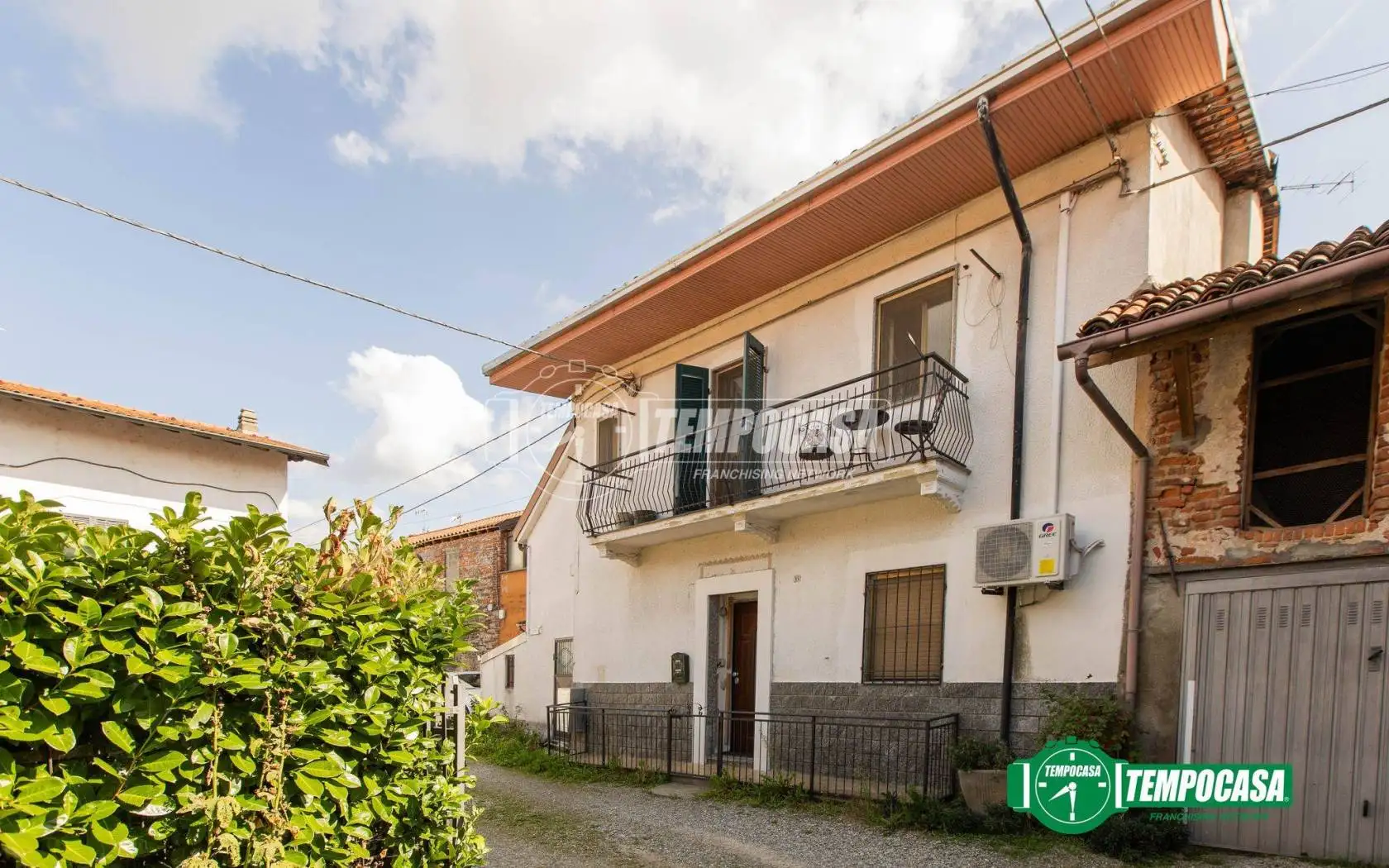 Casa indipendente in vendita a Momo