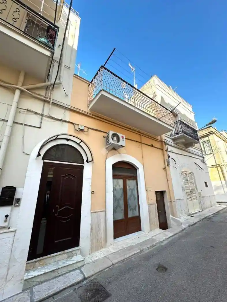 Casa indipendente in vendita a Canosa di Puglia