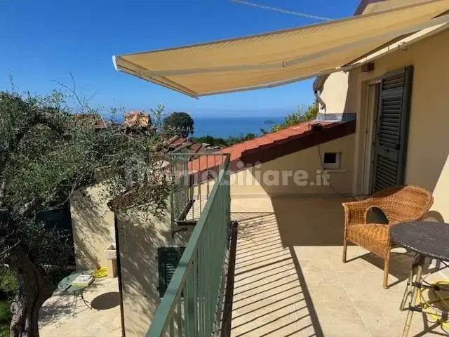 Appartamento in affitto a Ameglia