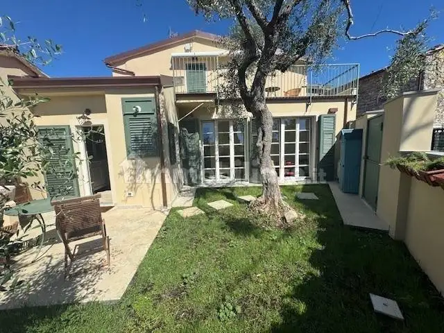 Trilocale ottimo stato, piano terra, Monte Marcello, Ameglia - foto 2