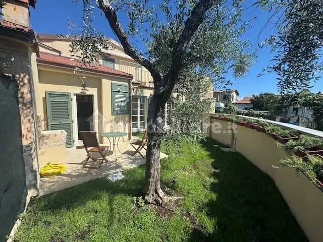 Trilocale ottimo stato, piano terra, Monte Marcello, Ameglia - foto 3