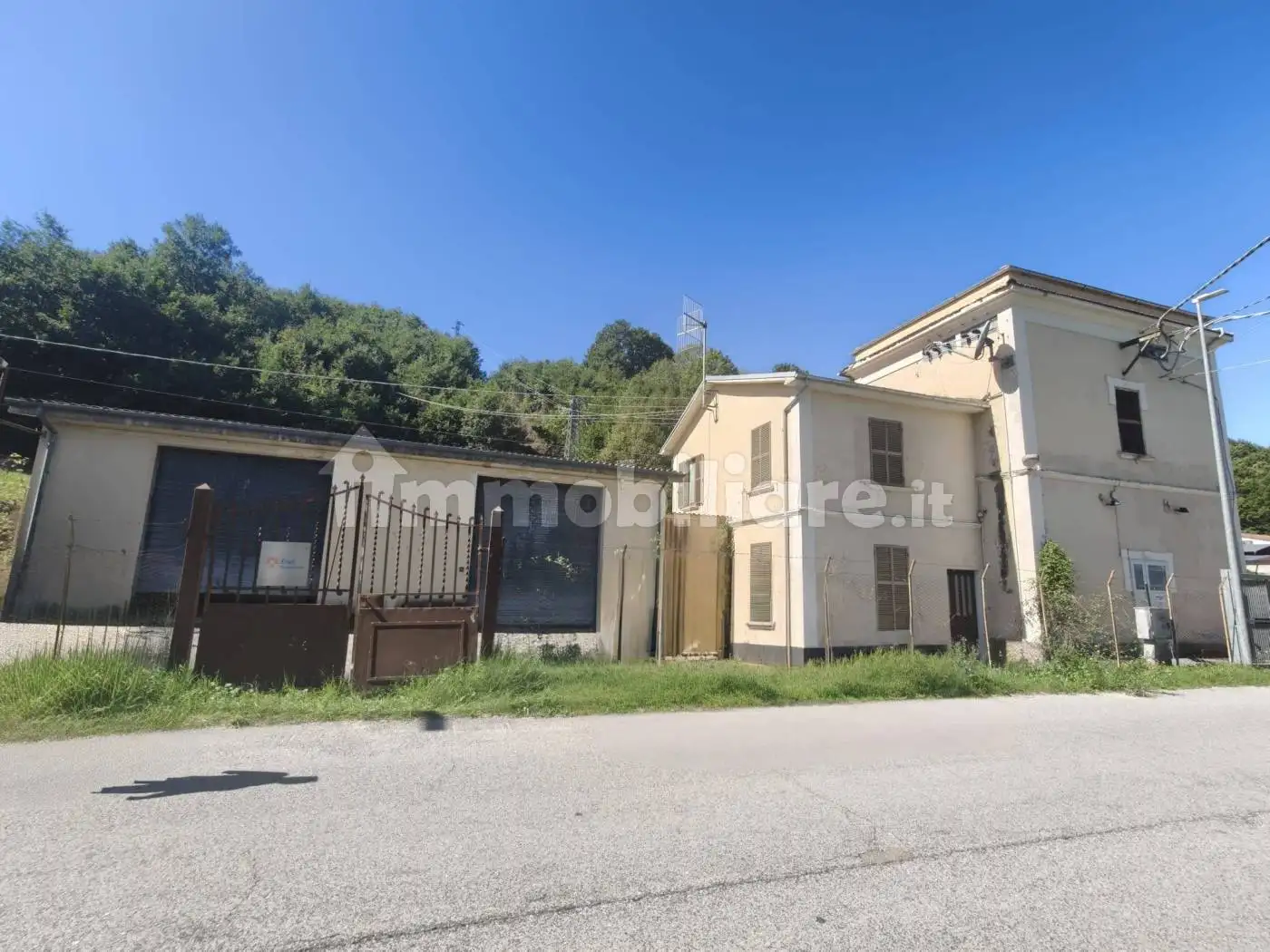 Casa indipendente in vendita a Montereale