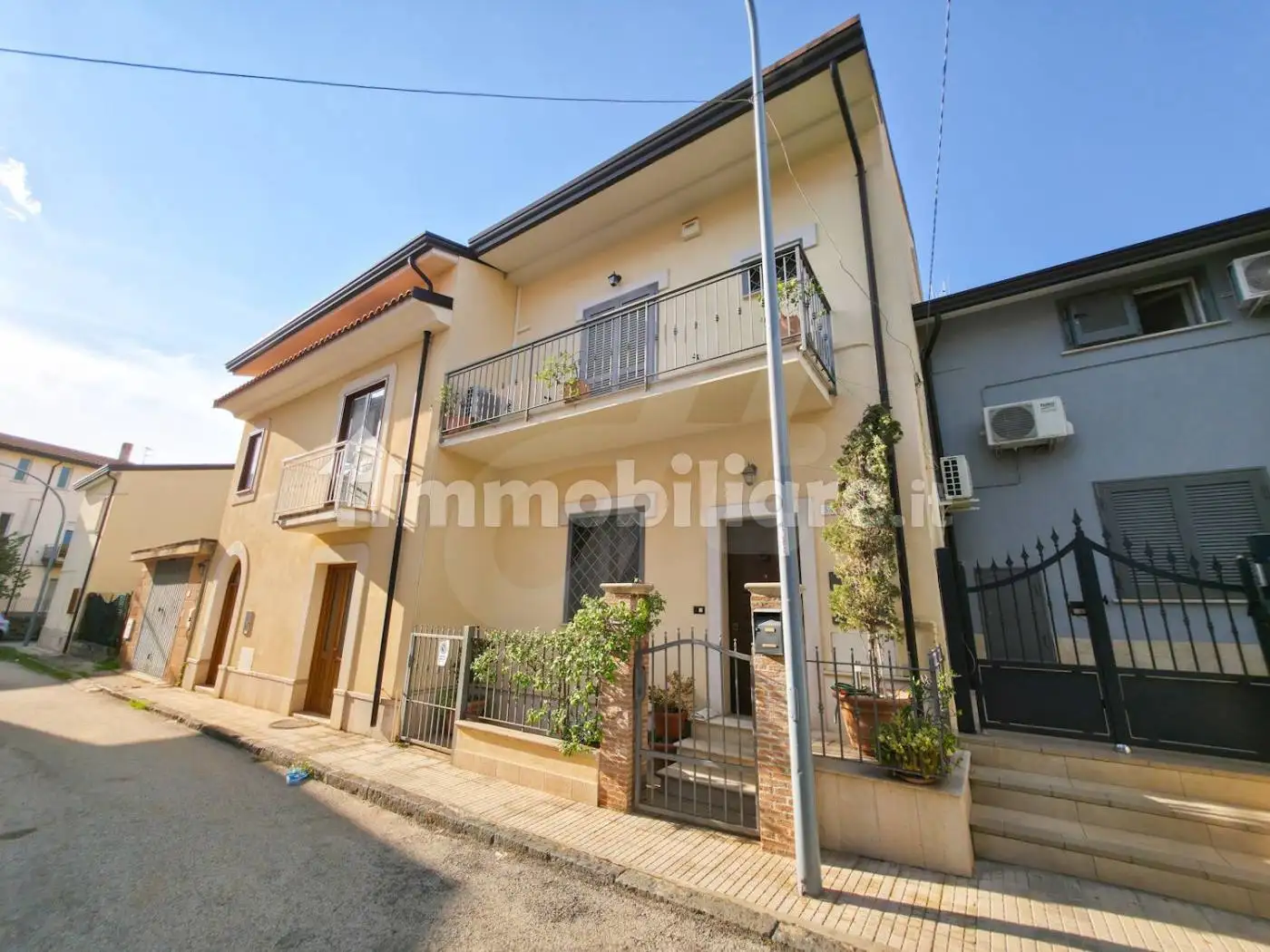 Casa indipendente in vendita a San Giorgio del Sannio