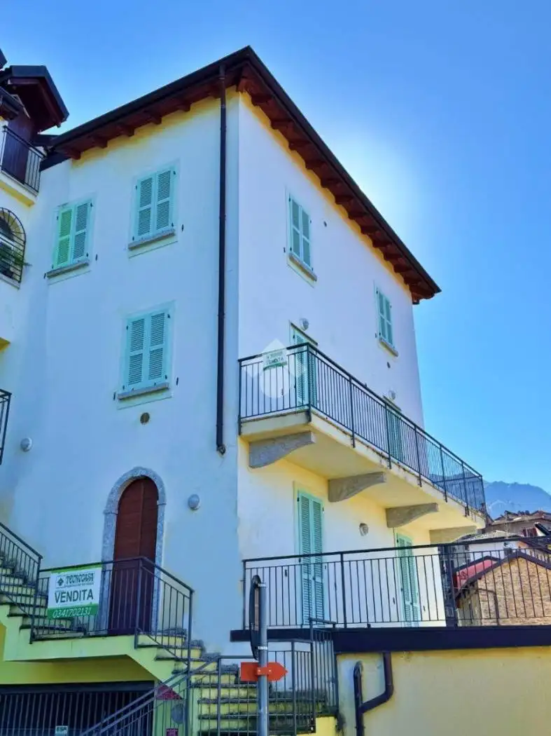 Appartamento in vendita a Bellano