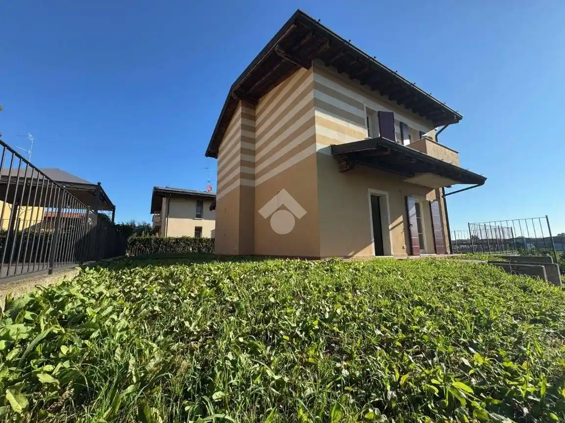 Villa unifamiliare via Antonio Gramsci 87, Torbole Casaglia - foto 2