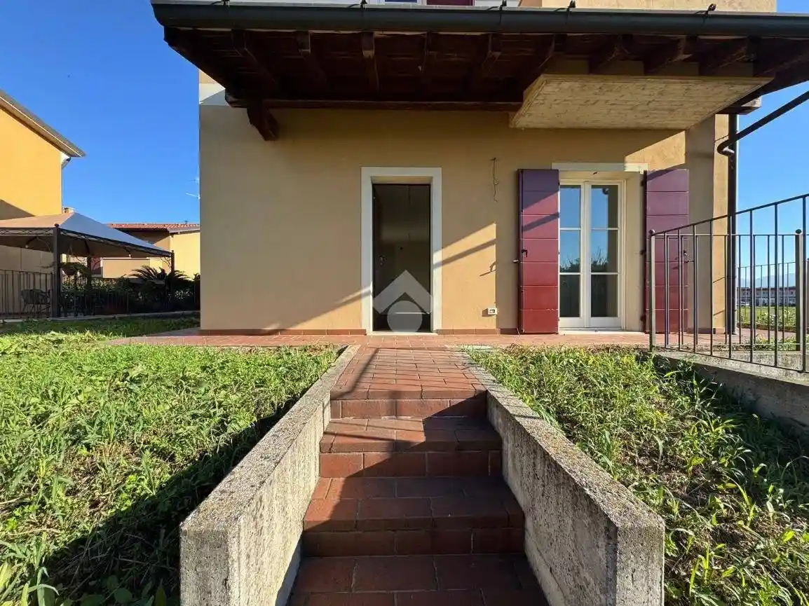 Villa unifamiliare via Antonio Gramsci 87, Torbole Casaglia - foto 3