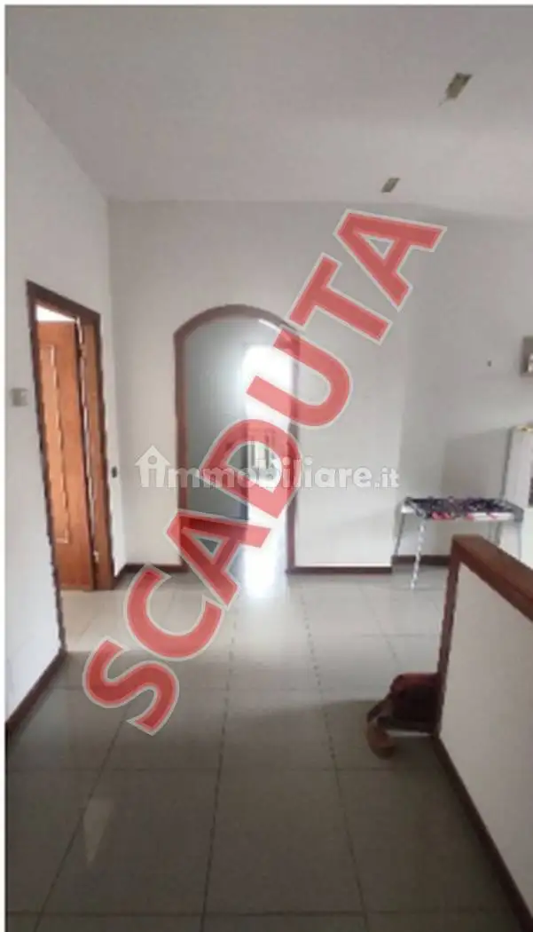 Appartamento in asta a Calcinate