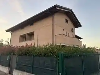 Villa in vendita a Bregnano
